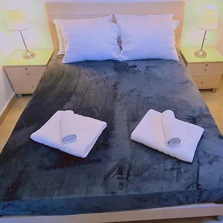 Camelia Apartment Larnaca